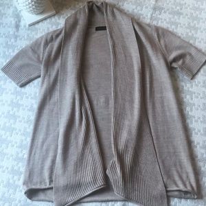 The Limited short sleeve sweater